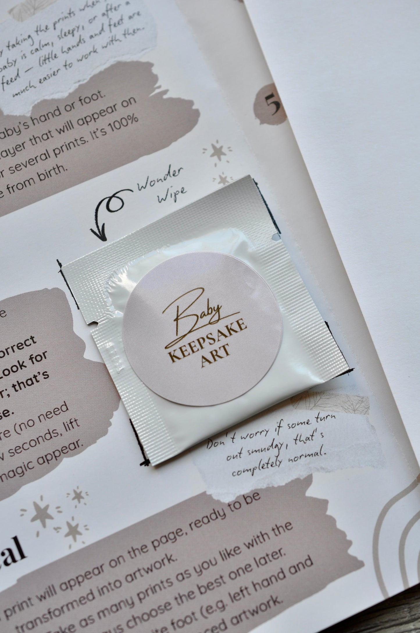 Inkless Baby Hand & Footprint Keepsake Kit