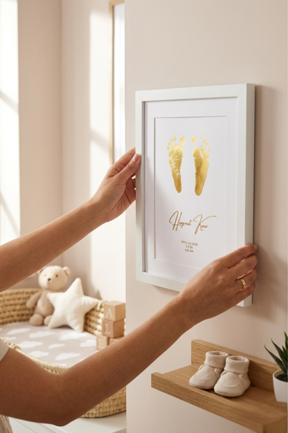 Gerahmtes Baby Hand- & Fußabdruck Erinnerungsset – (mit farblosem Stempelkissen)